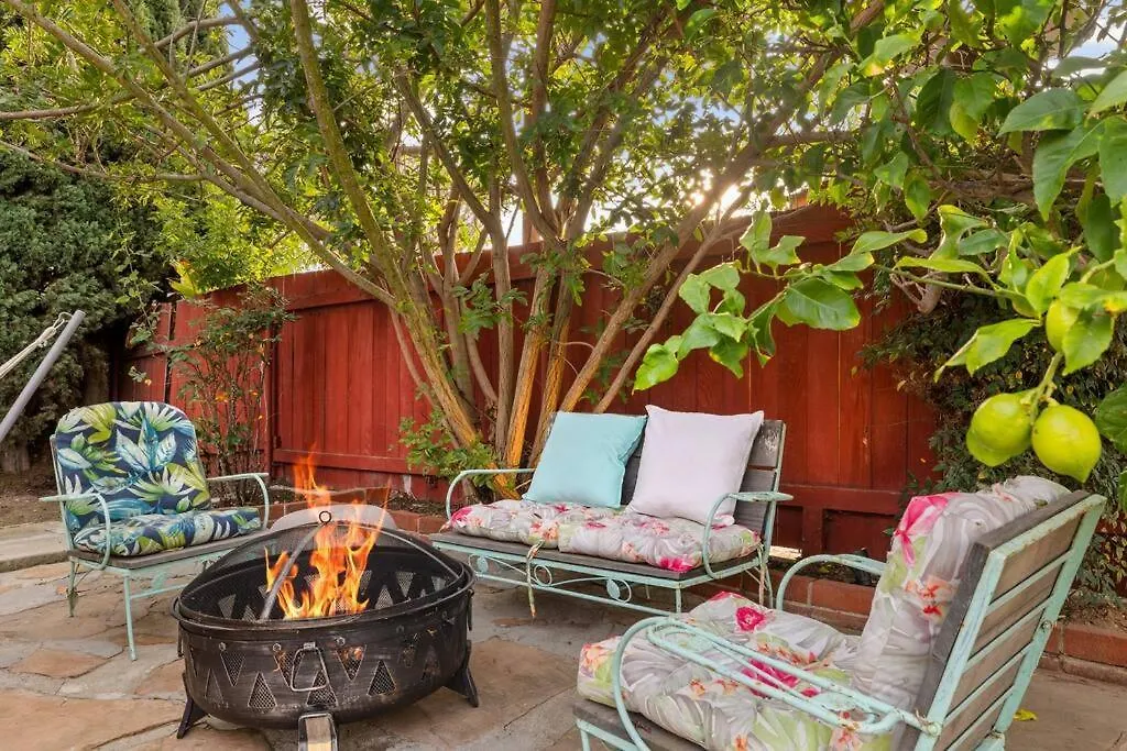 Modern Spacious Romantic La Home Gated Yard Hottub Los Angeles United States